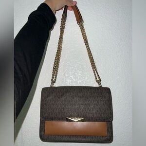 Michael kors purse